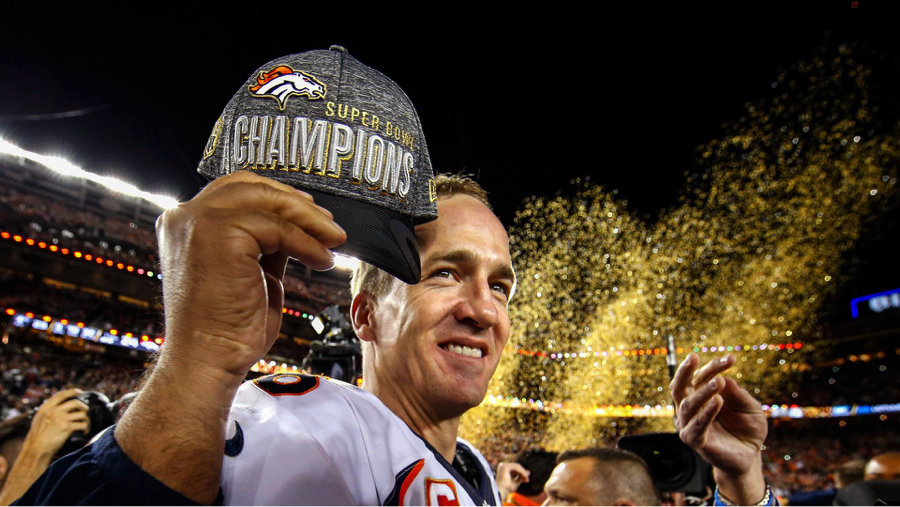 Manning+shows+off+his+new+Super+Bowl+gear+during+the+postgame+celebration.+Photo+from+sportingnews.com.