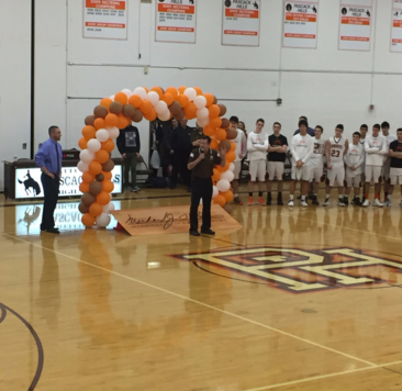 O’Brien giving an emotional thank you speech after being presented with the honor. Photo by Sofia Papadopoulos
