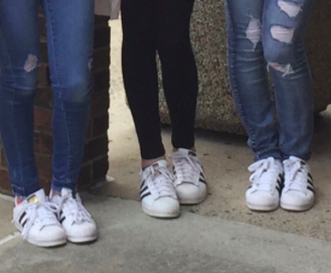 Sofia Papadopoulos and her group of friends all wearing their Adidas Superstars. Photo by: Sofia Papadopoulos