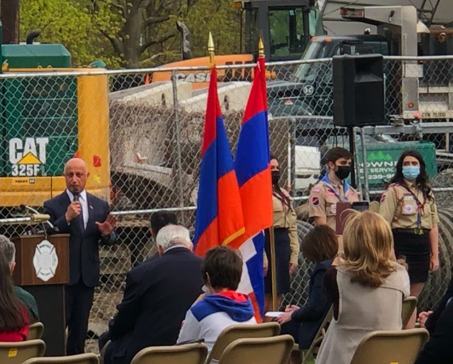 Montvale+Mayor+Mike+Ghassali+attends+an+Armenian+Genocide+commemoration+and+speaks+of+the+genocide%E2%80%99s+history+and+recognition+from+the+United+States.