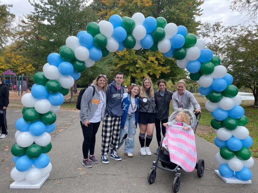 Gaeta (left) and Sachs-Serfess (right) with Hills students that participated in the walk this year. 