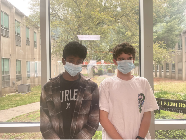 Image of Haritbharan Guhananth (left) and Jack Herrington (right) who had to put on masks before going outside during an Air Quality Alert. 