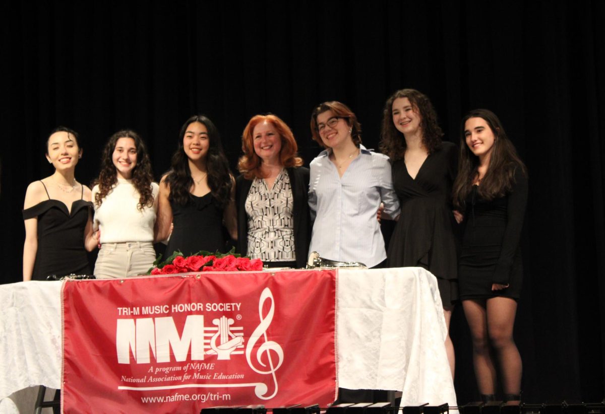 From left to right: senior Jocelyn Adereth, junior Reina Aliko, senior Bethany Chen, Elkin, senior Hadyn Hopper, senior Lily Plechner, junior Jordan Lewis. 